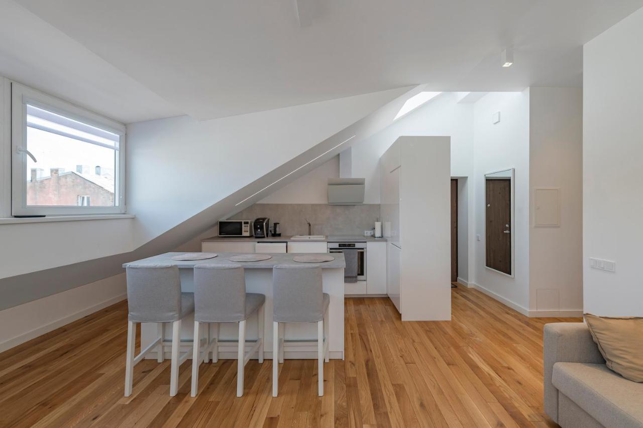 White 1 Bd Old Town Apartment By Hostlovers Kaunas Exteriér fotografie